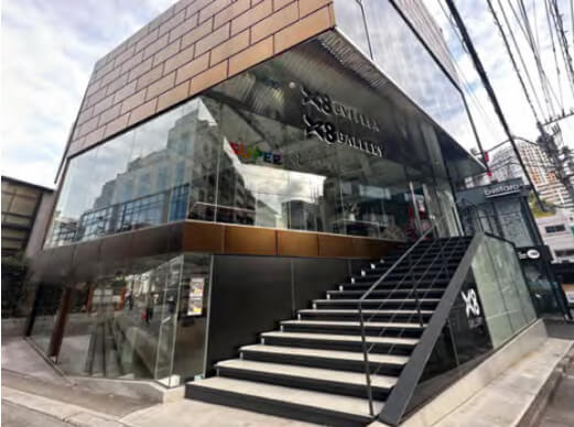 Creative Space Akademeia 21
