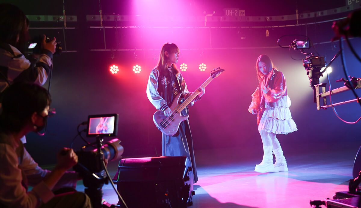 クロスオーバーが未来を拓く、リアルな現場体験。