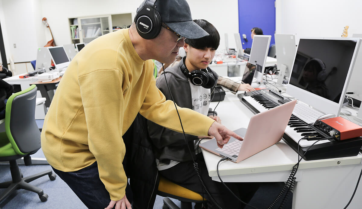 あなたの個性を、講師と二人三脚で磨く。